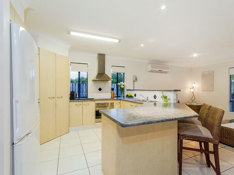 16 Maidenhead Court, Oxenford QLD 4210, Oxenford - Thumbnail 6