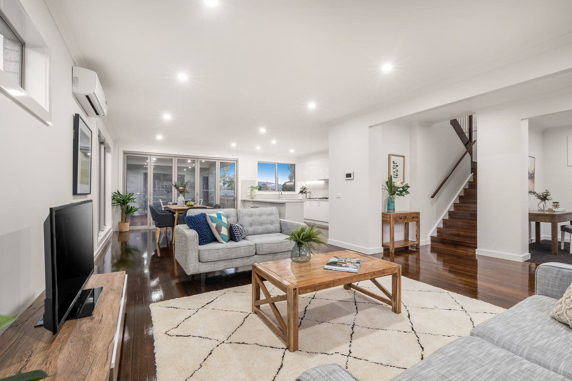 124 Renou Road, Wantirna South VIC 3152, Wantirna South - Thumbnail 2