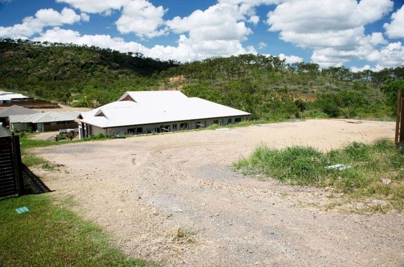 24 Lockyer Place, MOUNT LOUISA QLD 4814, Mount Louisa - Image 1