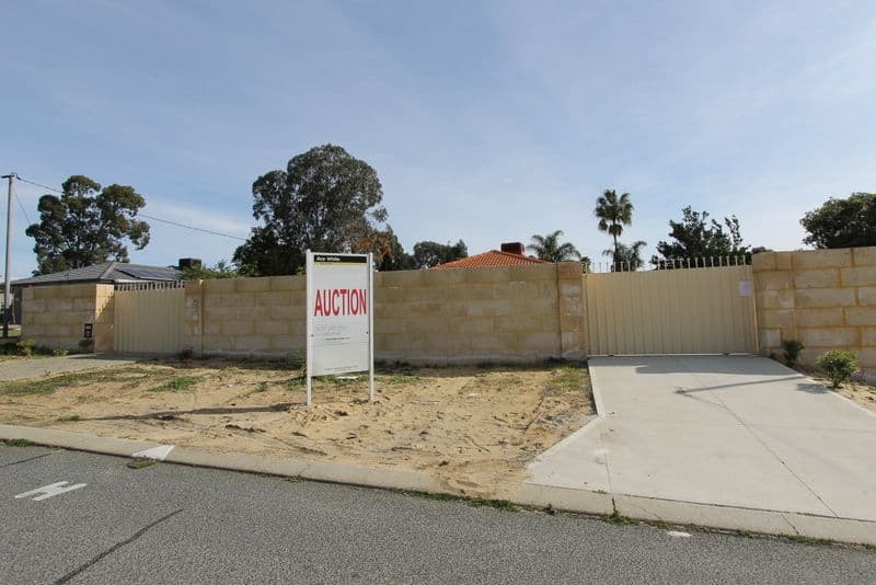 27 Morgan Way, Girrawheen WA 6064, Girrawheen - Thumbnail 2