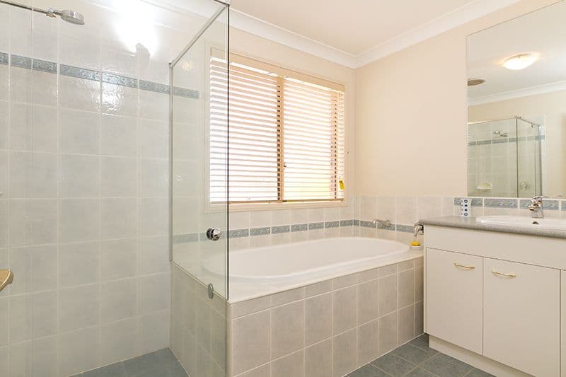 5 Mentone Avenue, BUNDALL QLD 4217, Bundall - Thumbnail 7