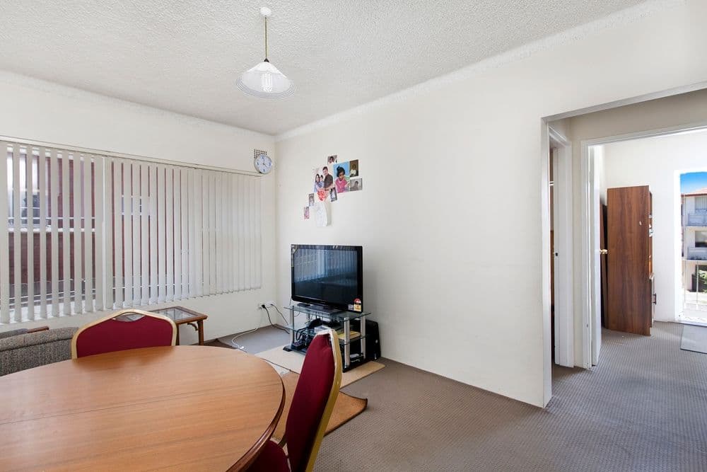23 Gloucester Road, HURSTVILLE NSW 2220, Hurstville - Thumbnail 2