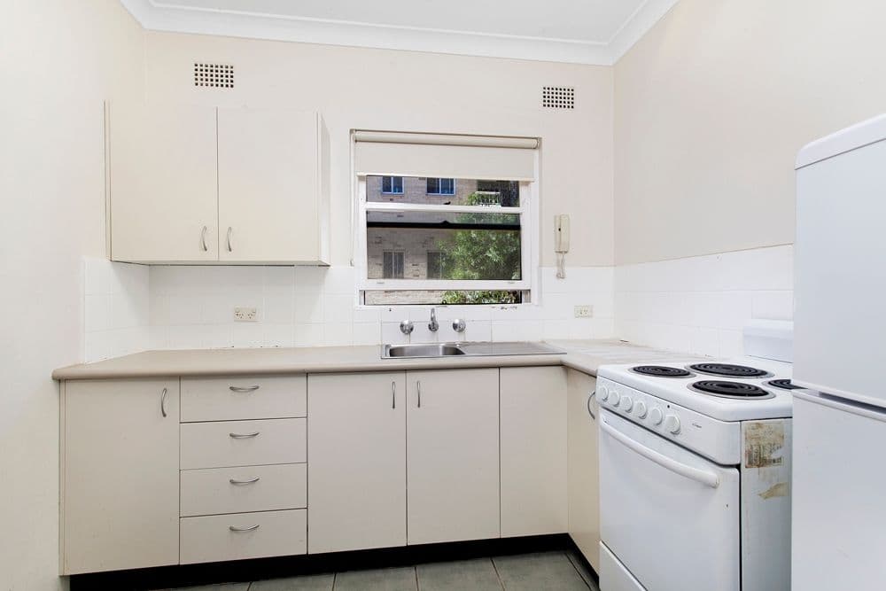 23 Gloucester Road, HURSTVILLE NSW 2220, Hurstville - Thumbnail 4
