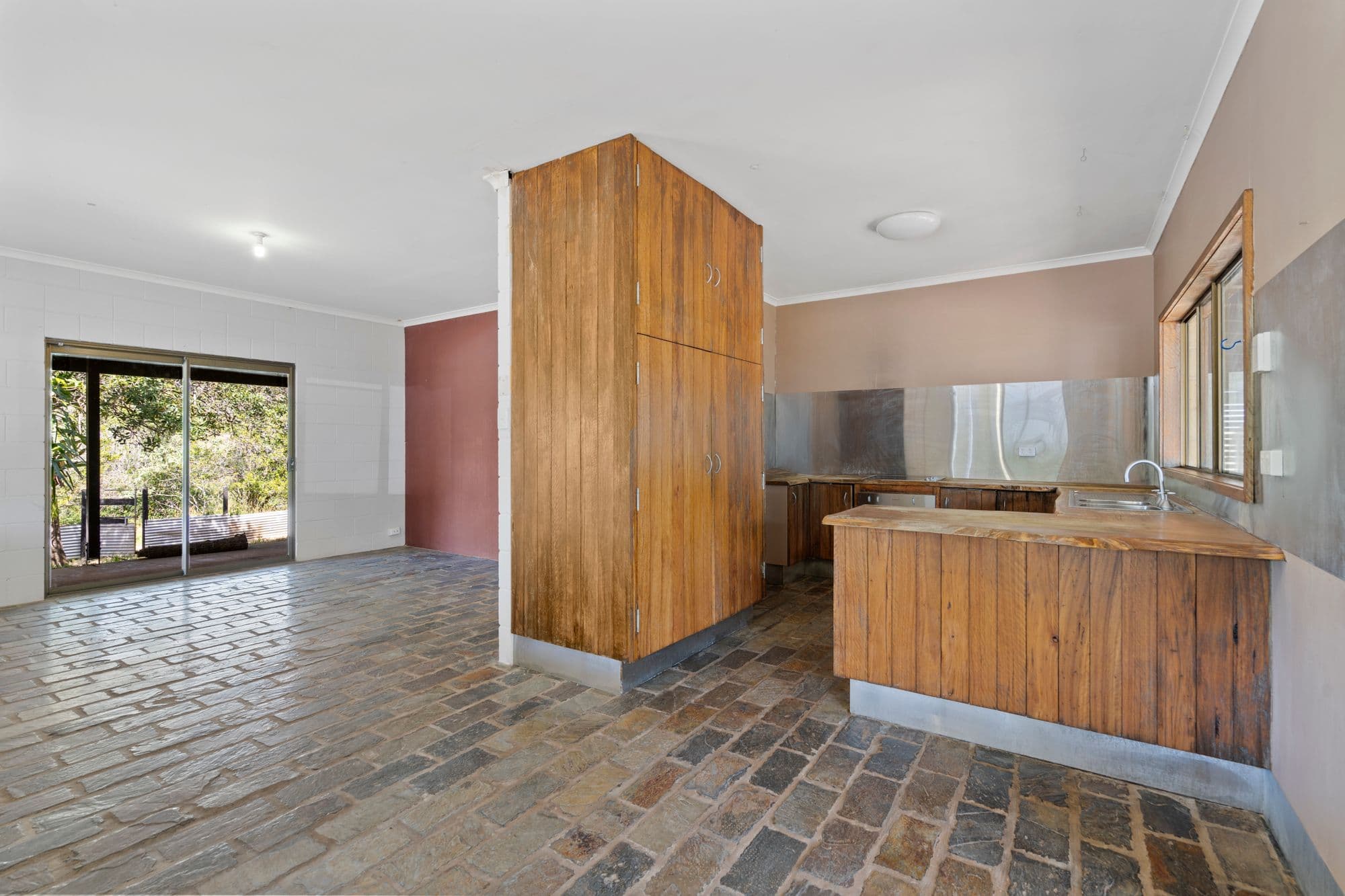 240 English Road, Kiamba QLD 4560, Kiamba - Thumbnail 4