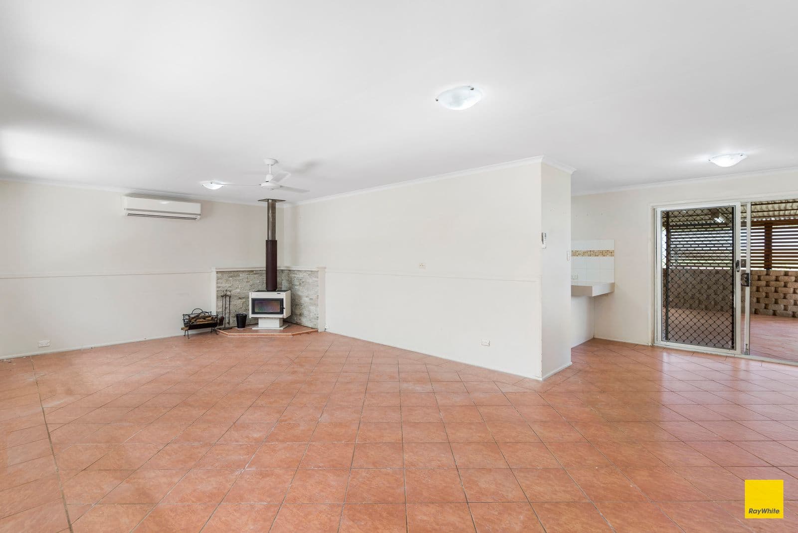 16 Willand Drive, Beenleigh QLD 4207, Beenleigh - Thumbnail 3