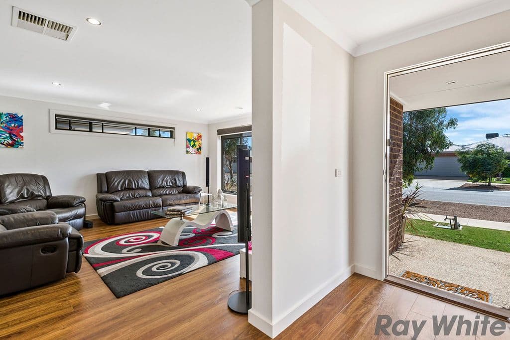 5 Vine Street, Yarrawonga VIC 3730, Yarrawonga - Thumbnail 2