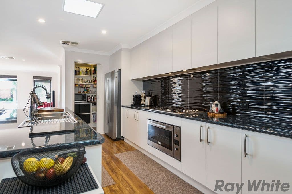5 Vine Street, Yarrawonga VIC 3730, Yarrawonga - Thumbnail 4