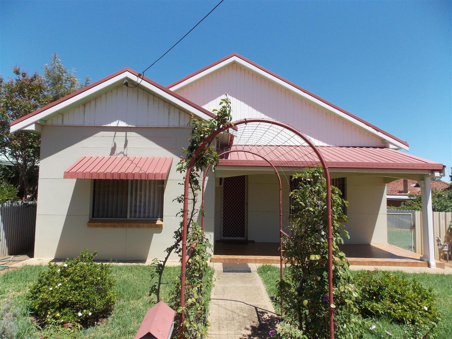 77 Victoria Street, PARKES NSW 2870, Parkes - Image 1