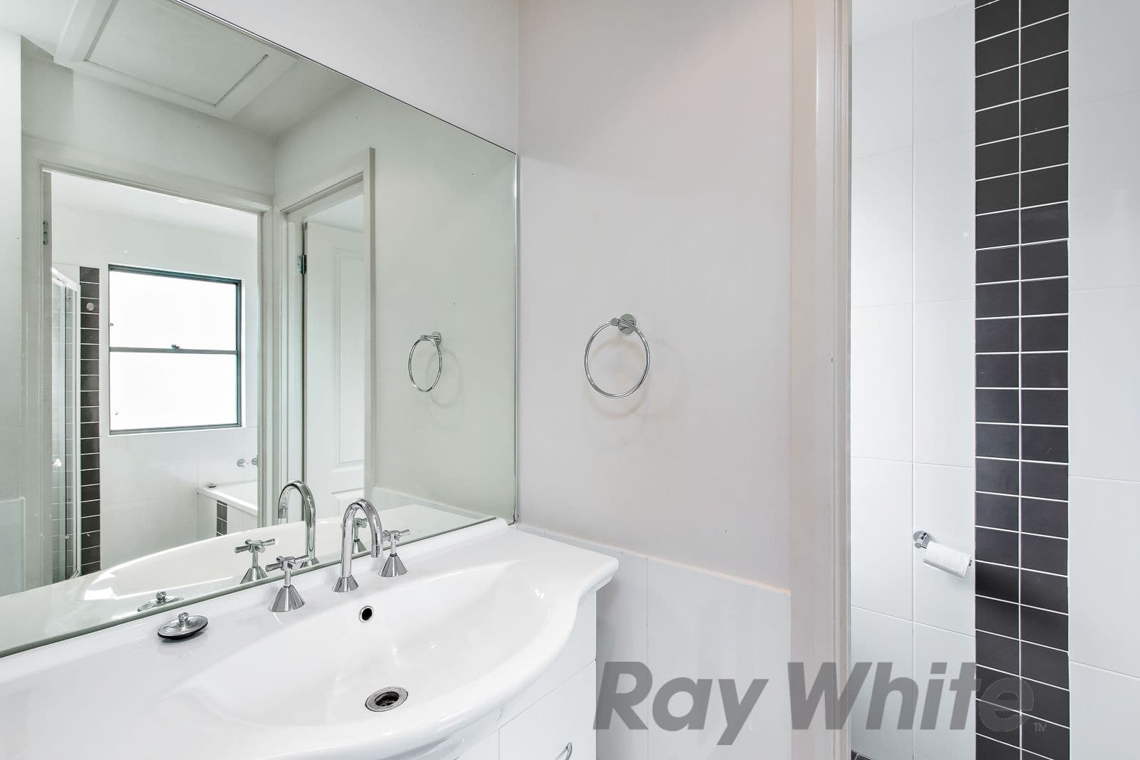 348 Pacific Highway, Belmont North NSW 2280, Belmont North - Thumbnail 7