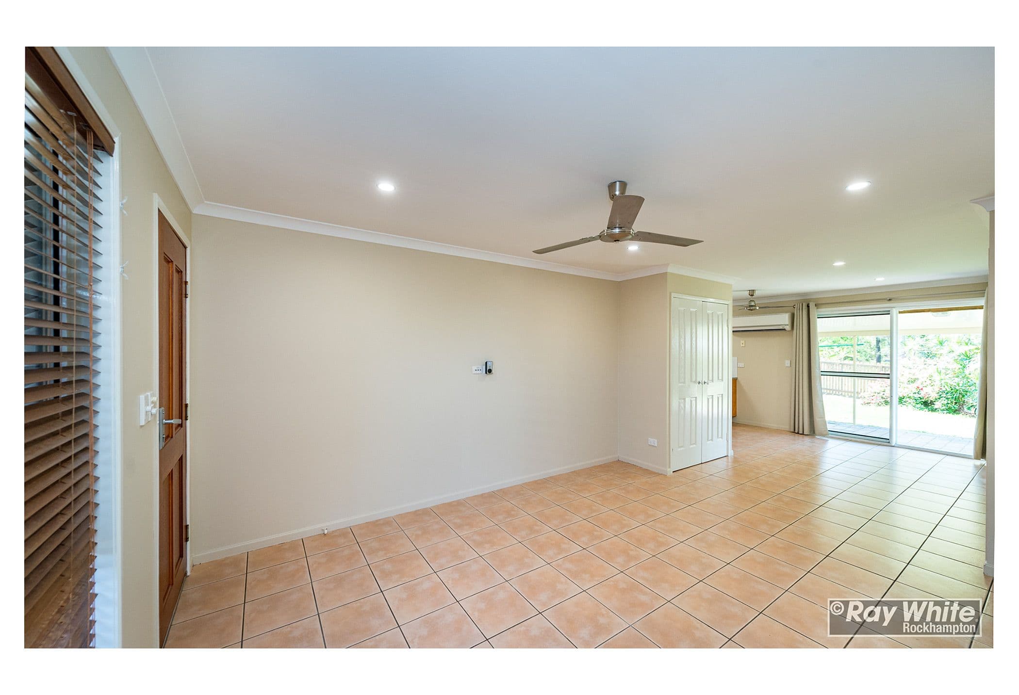 576 Norman Road, Norman Gardens QLD 4701, Norman Gardens - Thumbnail 3