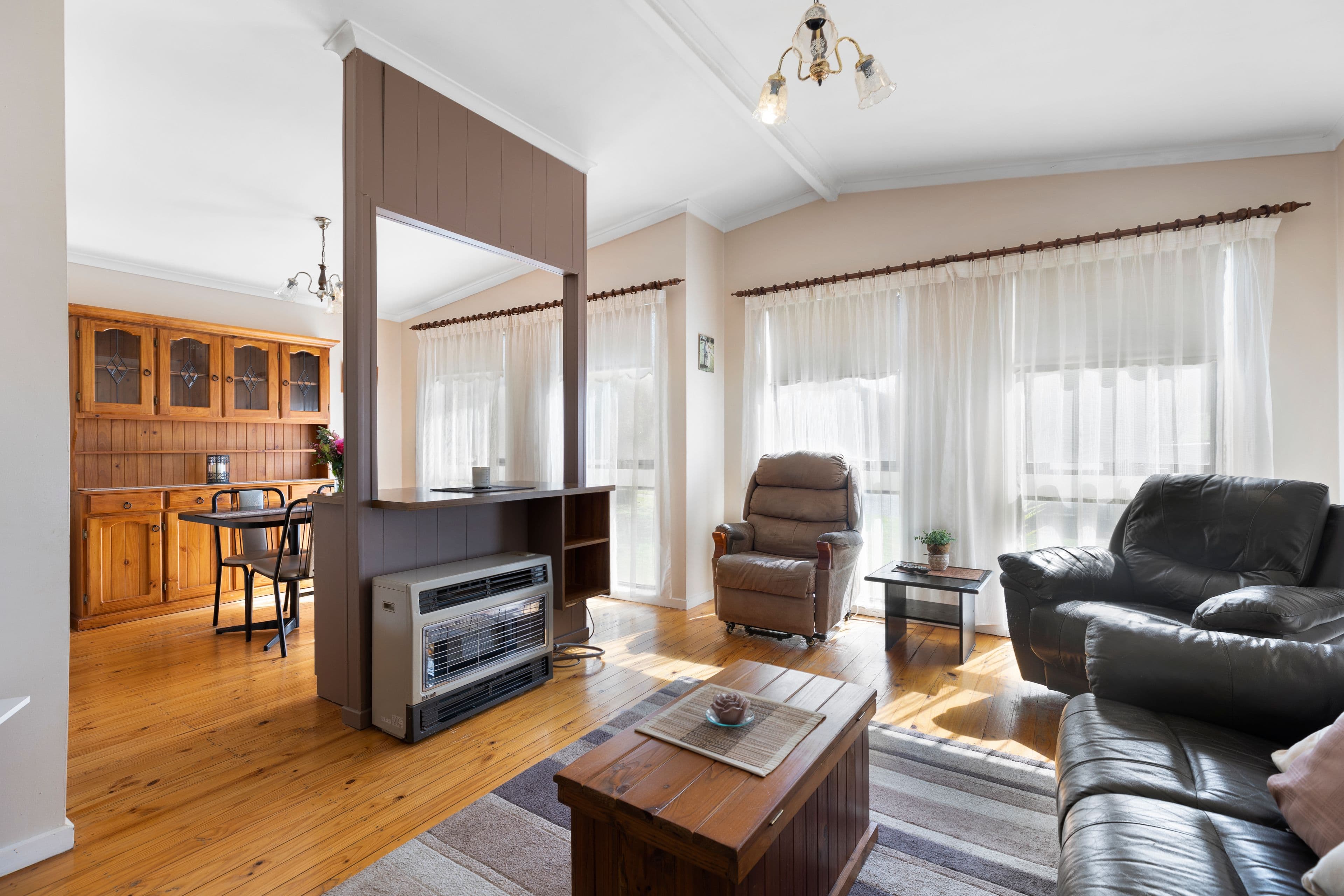 2 Arnold Street, Junee NSW 2663, Junee - Thumbnail 4