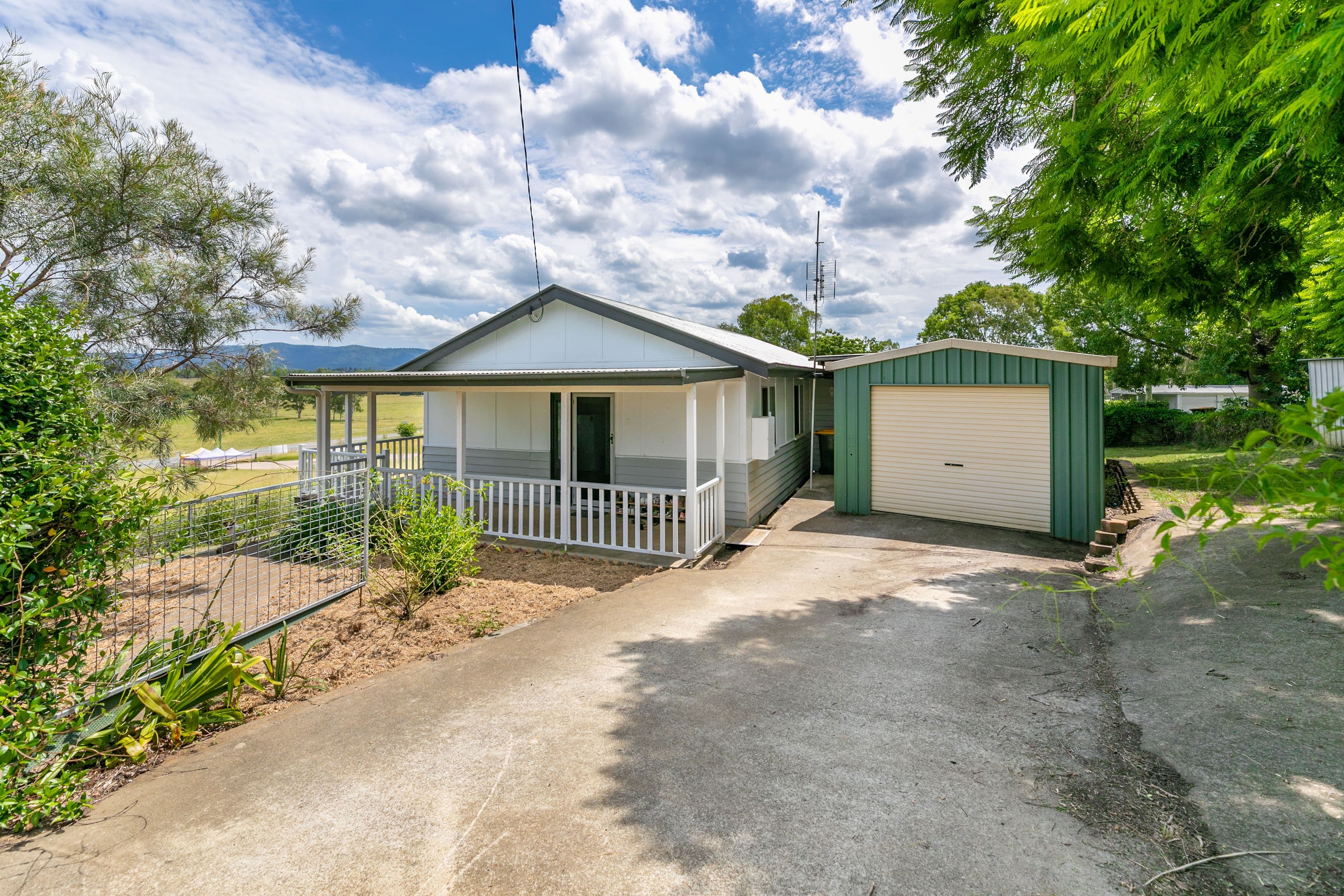 5 Graham Street, Kilcoy QLD 4515, Kilcoy - Thumbnail 3