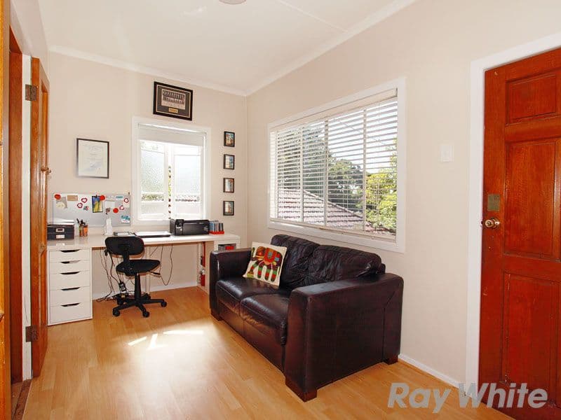 14 Mumbil Street, STAFFORD HEIGHTS QLD 4053, Stafford Heights - Thumbnail 6