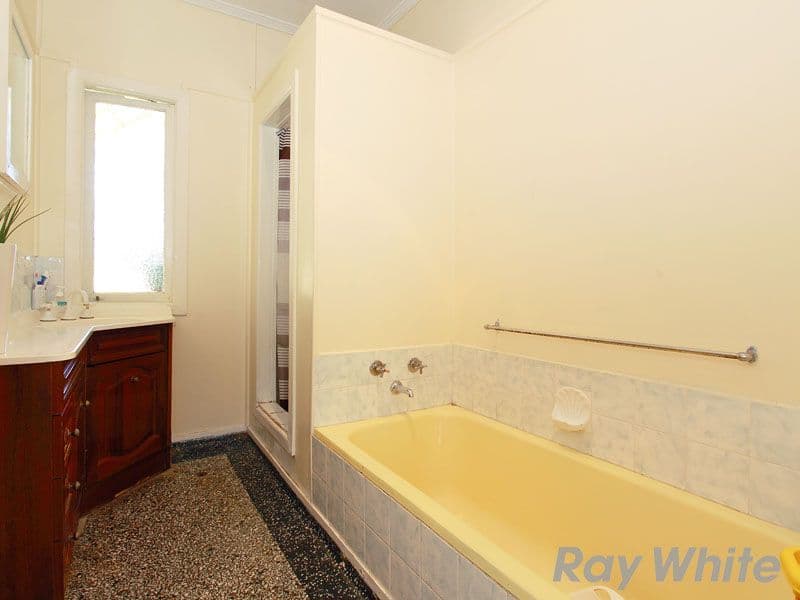 14 Mumbil Street, STAFFORD HEIGHTS QLD 4053, Stafford Heights - Thumbnail 8