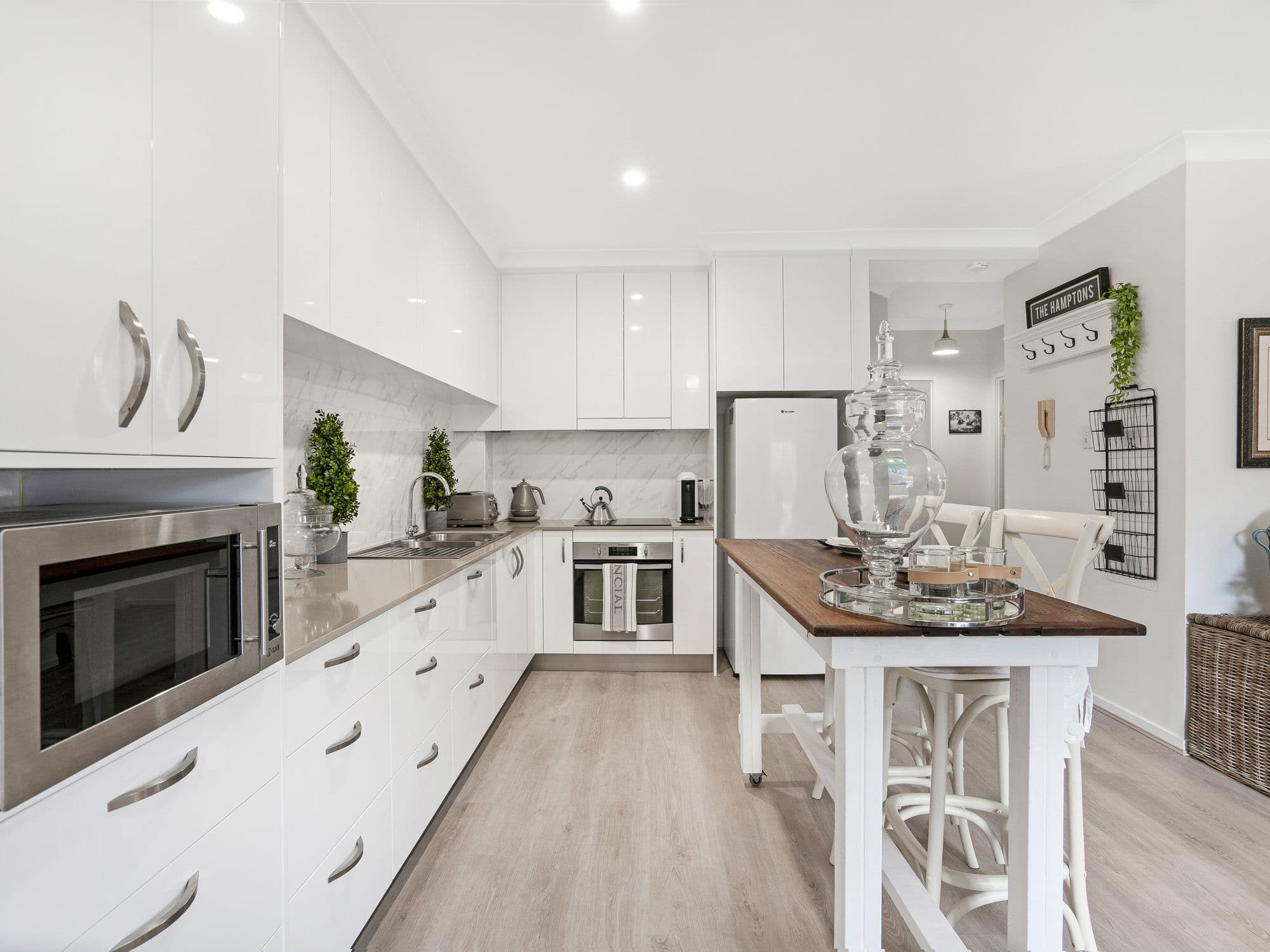 14 Mawarra Street, Palm Beach QLD 4221, Palm Beach - Thumbnail 4