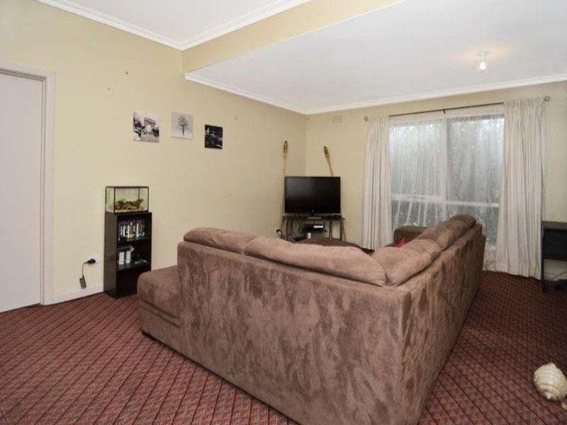 9 Lomond Terrace, EAST GEELONG VIC 3219, East Geelong - Thumbnail 4