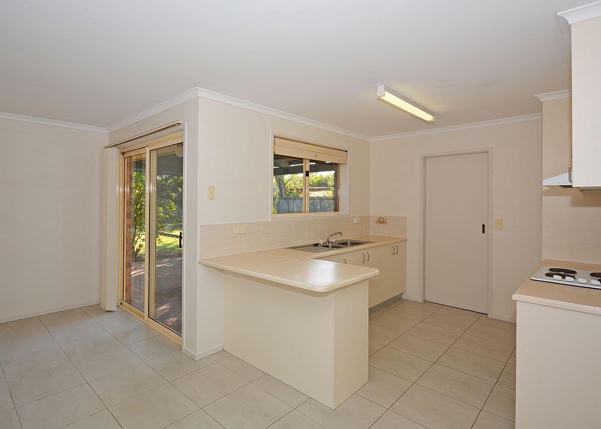 5 Rosella Way, Eli Waters QLD 4655, Eli Waters - Thumbnail 2