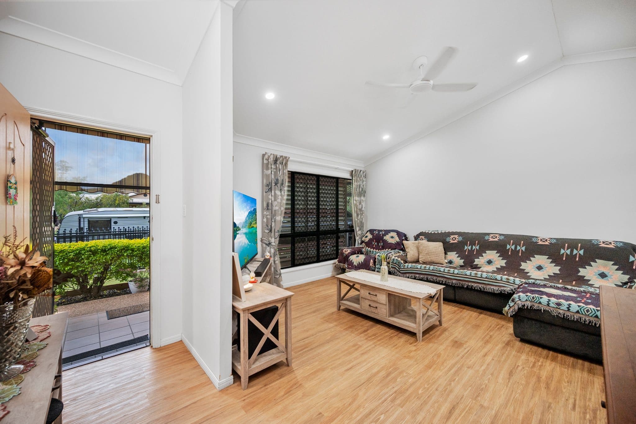 4 Bellamy Street, Rasmussen QLD 4815, Rasmussen - Thumbnail 2