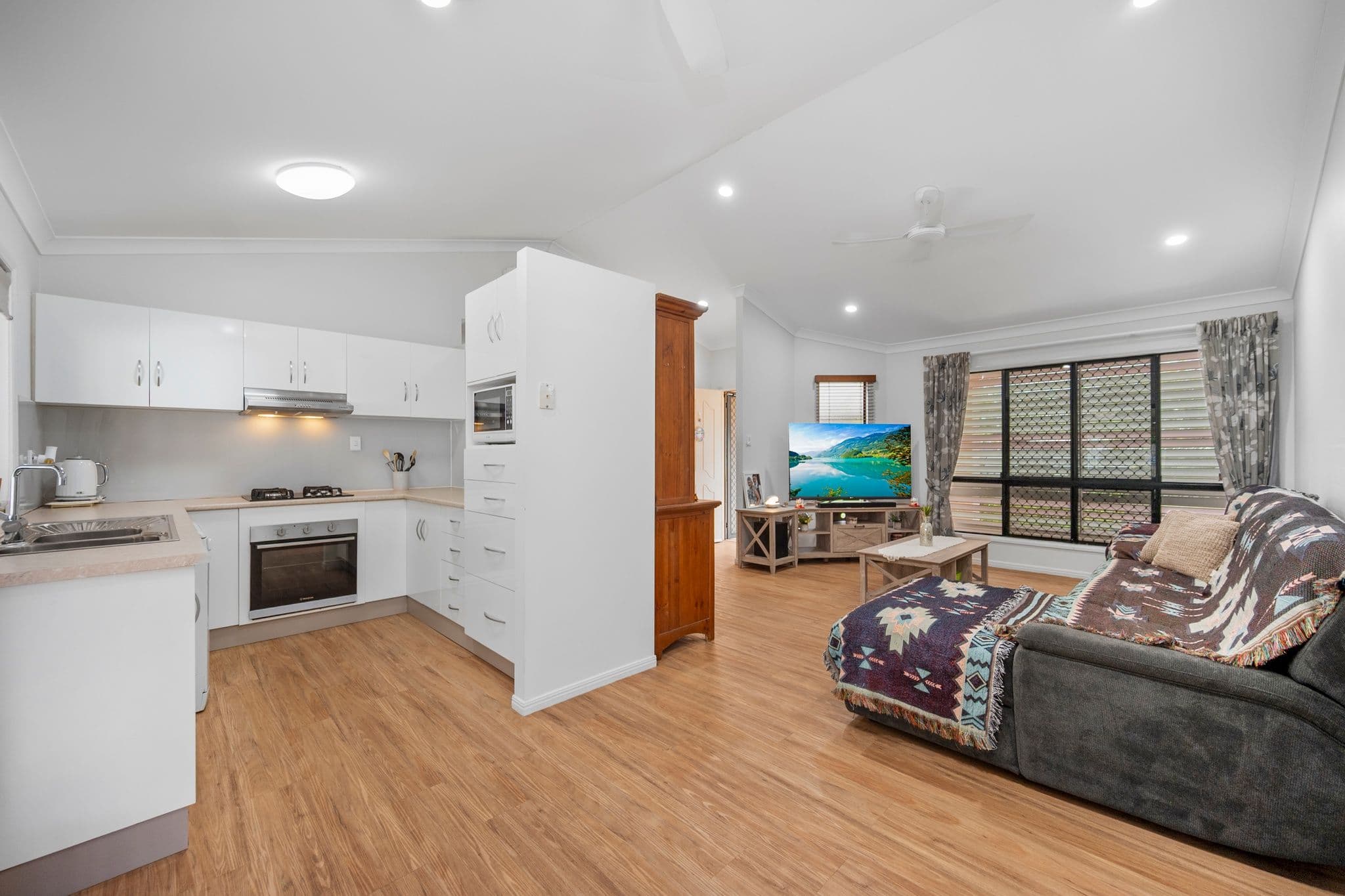 4 Bellamy Street, Rasmussen QLD 4815, Rasmussen - Thumbnail 3