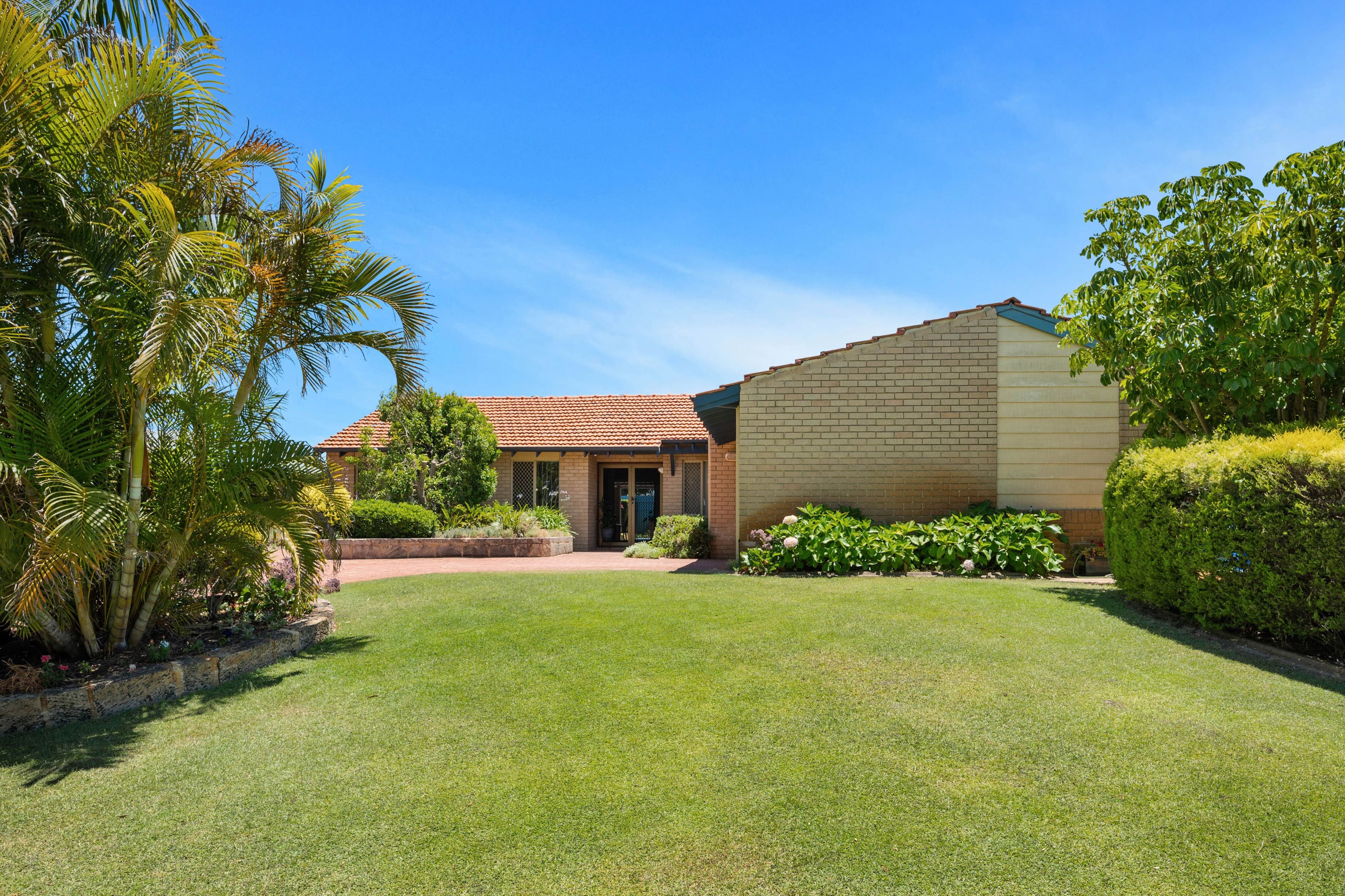 4 Walter Close, Bateman WA 6150, Bateman - Thumbnail 3