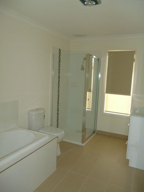 1 Mecklenburg Close, EPPING VIC 3076, Epping - Thumbnail 5