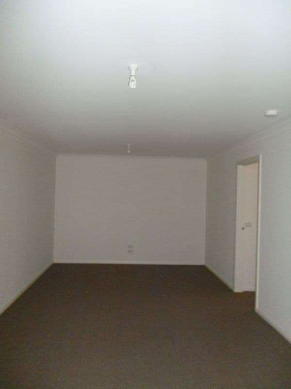 1 Mecklenburg Close, EPPING VIC 3076, Epping - Thumbnail 7