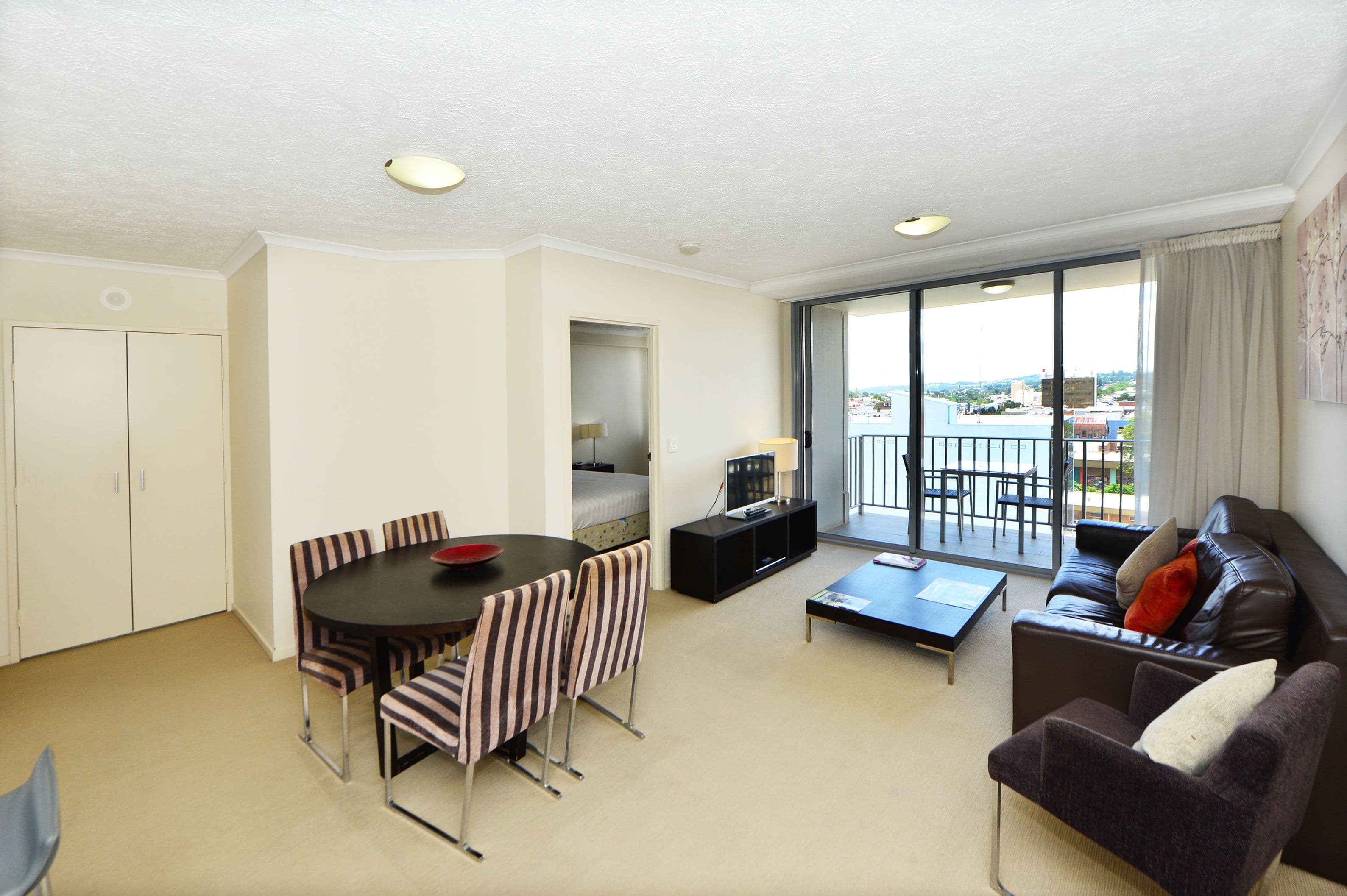 532 Ruthven Street, Toowoomba QLD 4350, Toowoomba City - Thumbnail 3