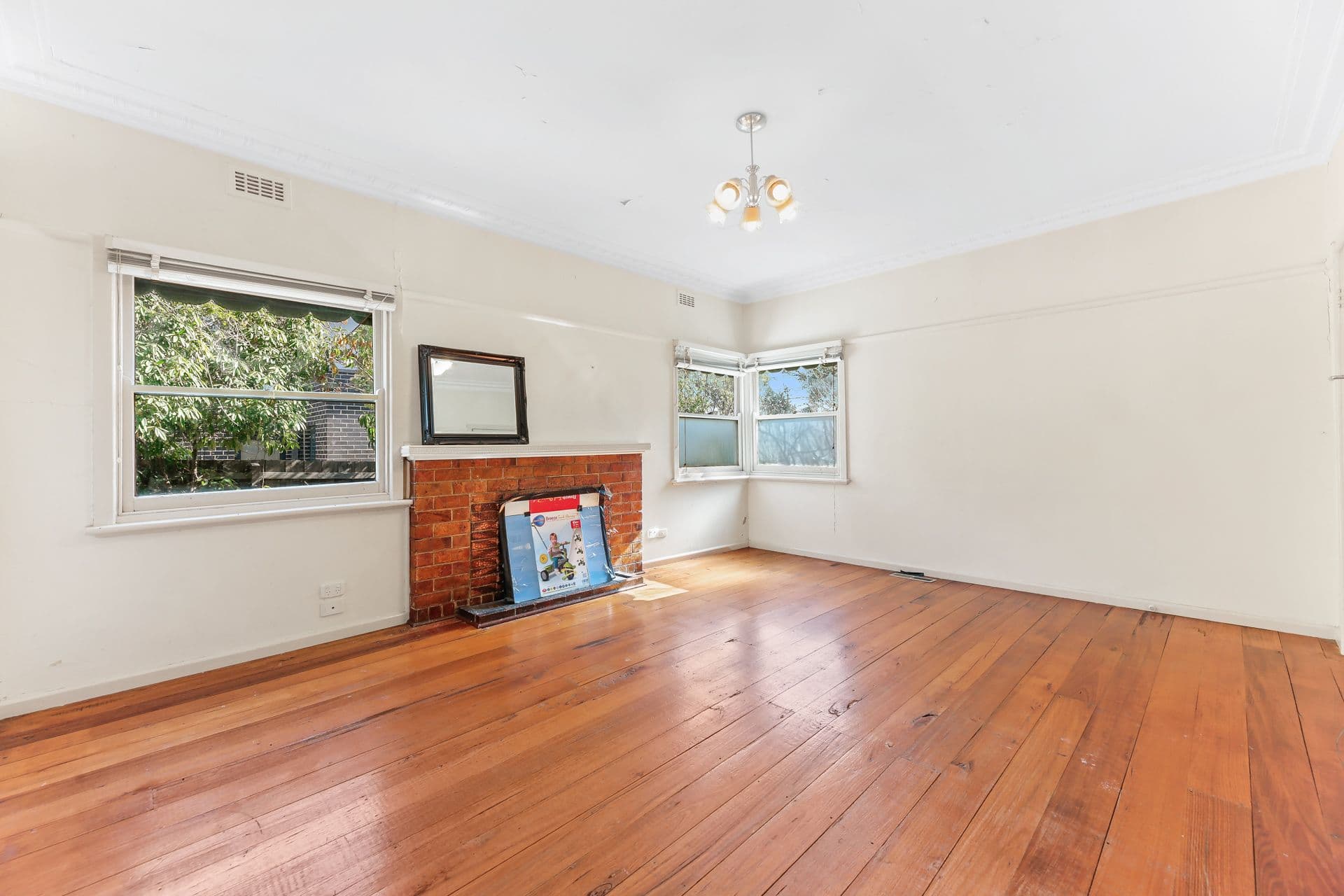 12 Boxleigh Grove, Box Hill North VIC 3129, Box Hill North - Thumbnail 3