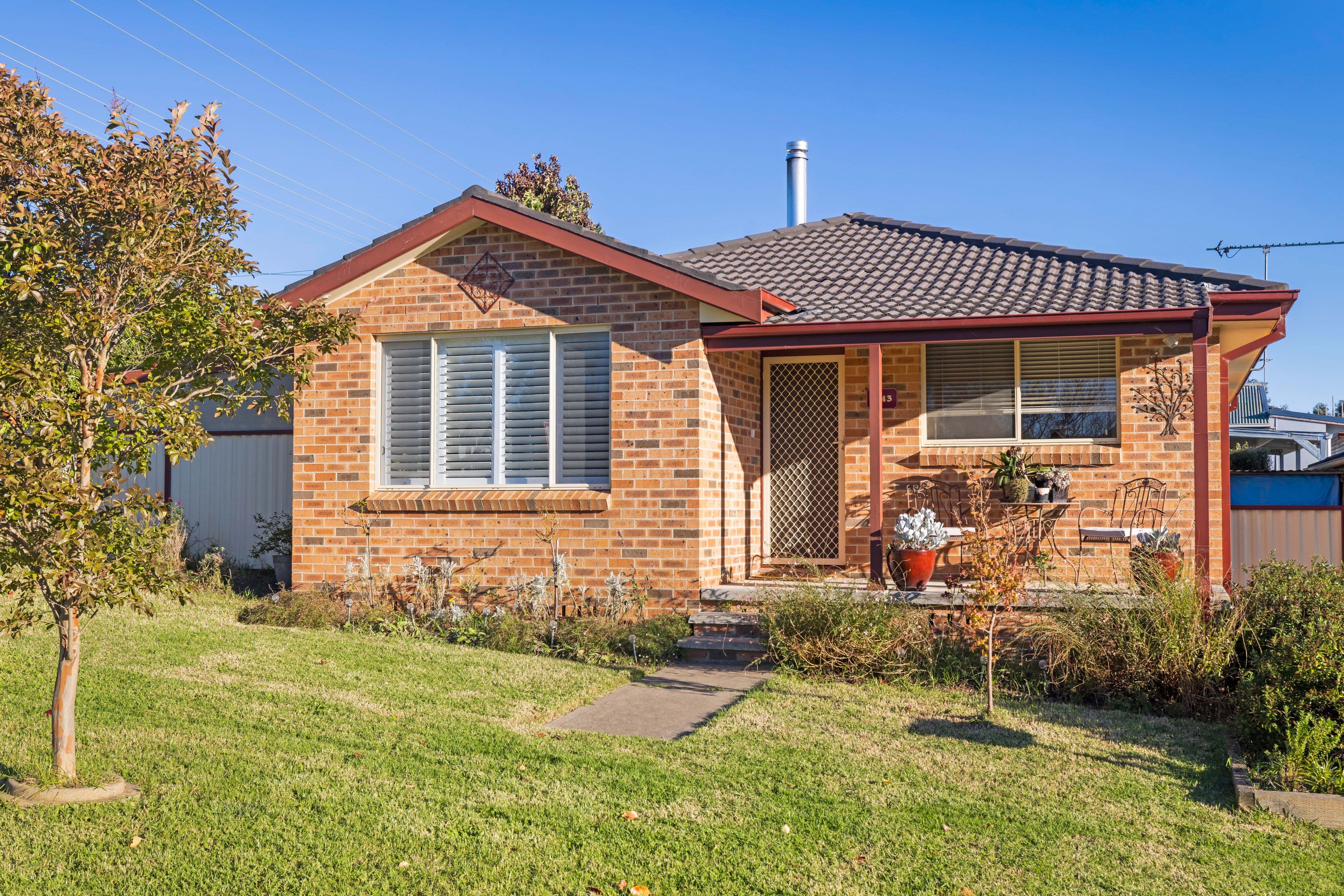 1/43 Bathurst Street, Goulburn NSW 2580, Goulburn - Thumbnail 2
