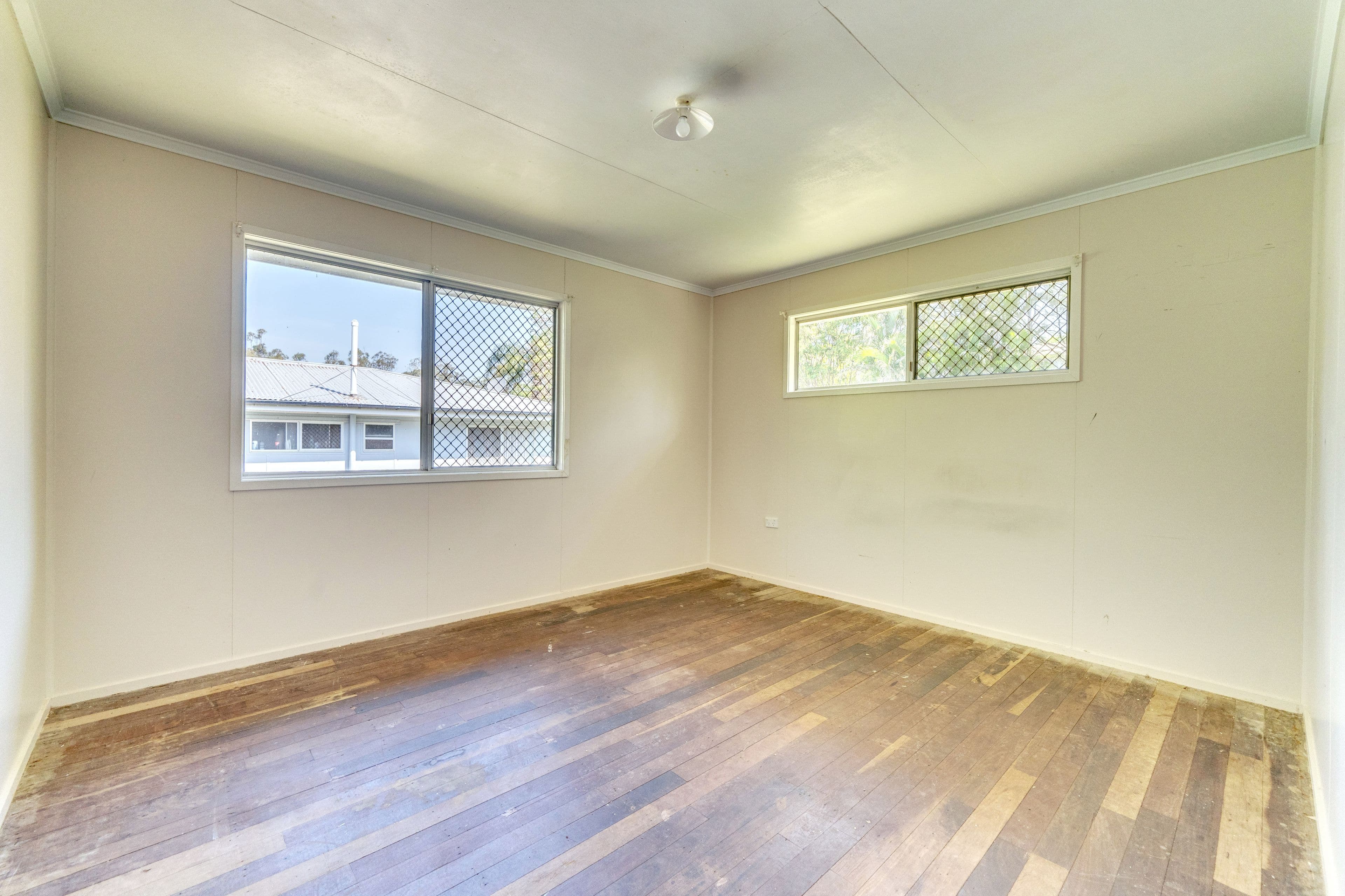 31 Gibbs Street, Riverview QLD 4303, Riverview - Thumbnail 7