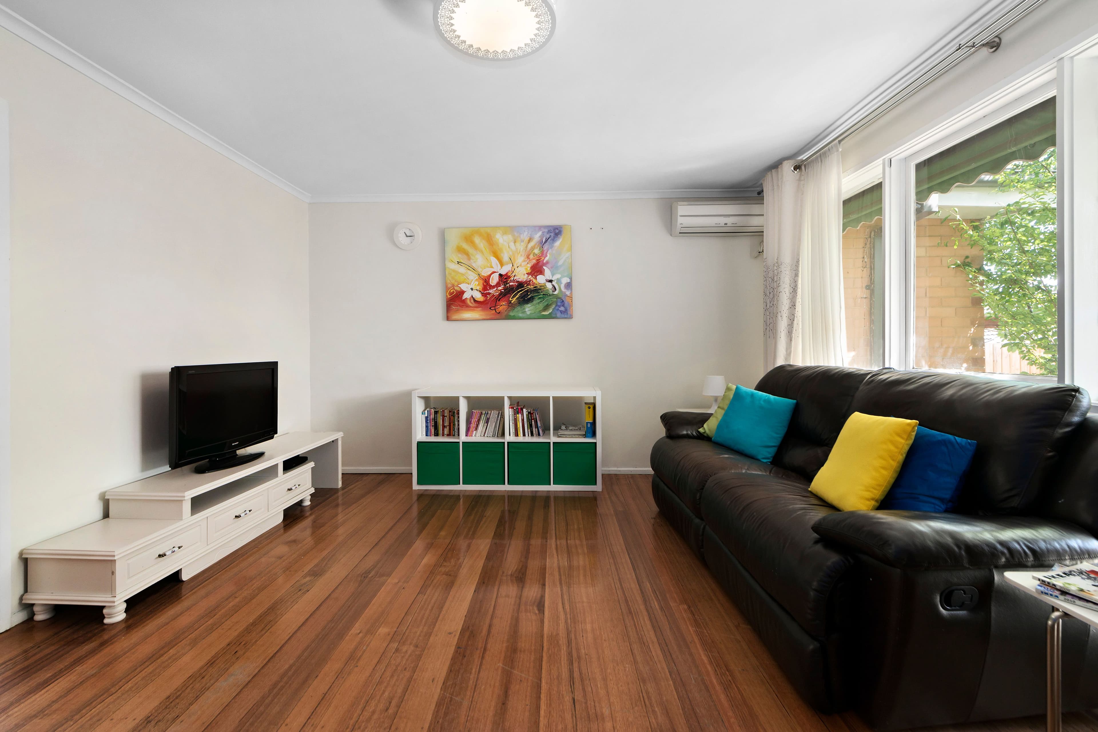 9 Kenilworth Parade, Ivanhoe VIC 3079, Ivanhoe - Thumbnail 2
