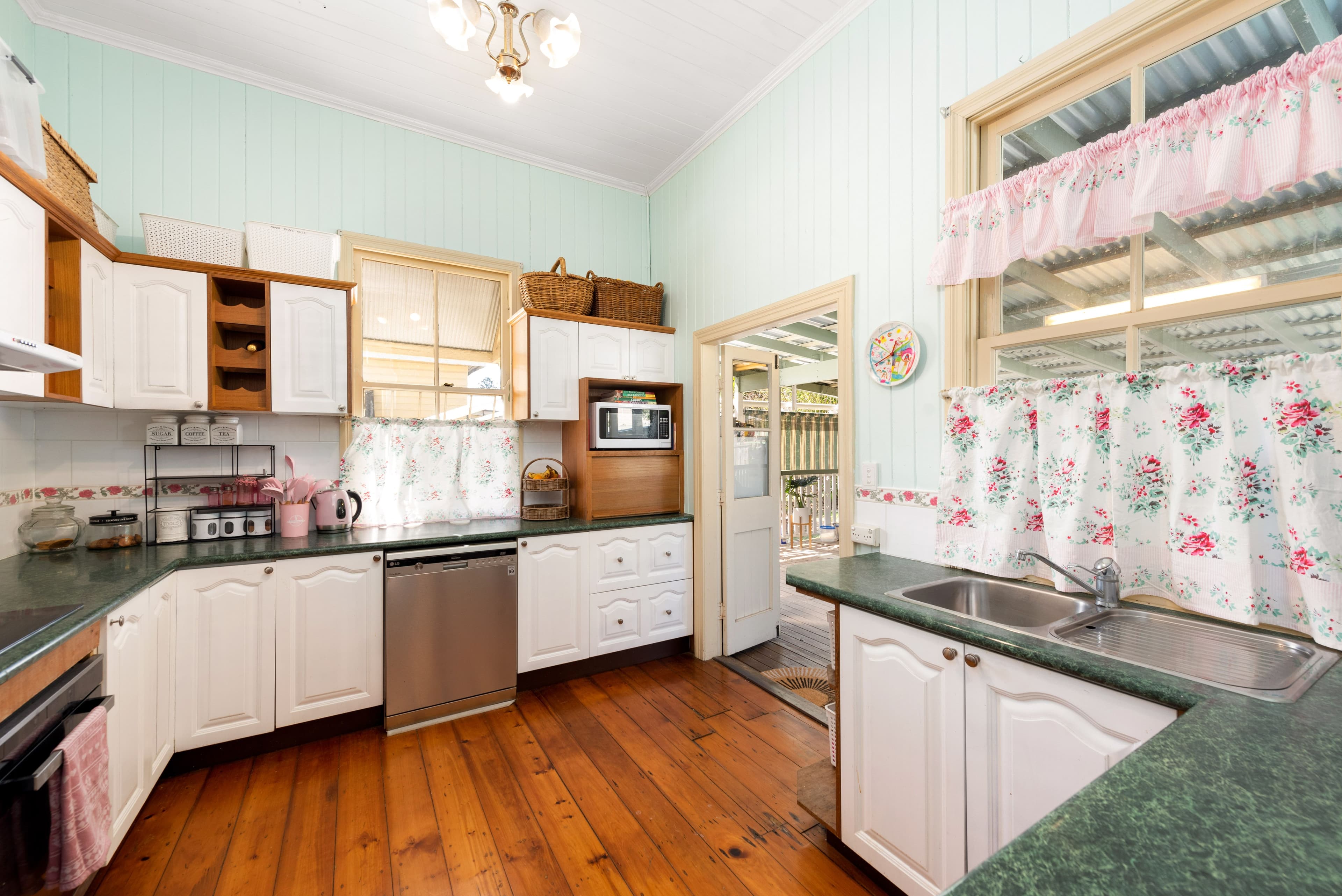 14 Caroline Street, Annerley QLD 4103, Annerley - Thumbnail 6