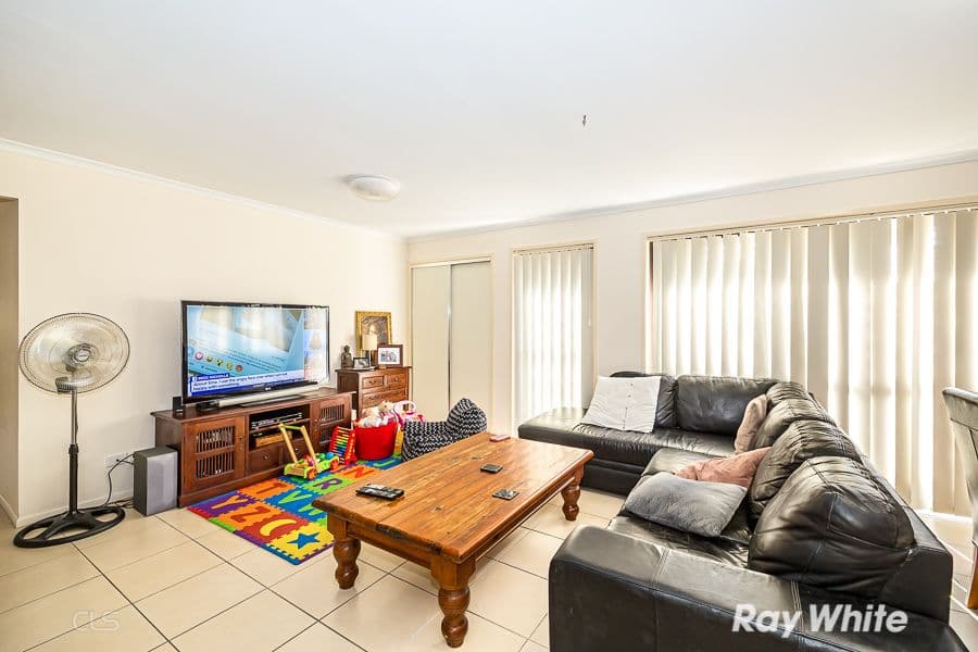 12 Elizabeth Street, Beachmere QLD 4510, Beachmere - Thumbnail 5