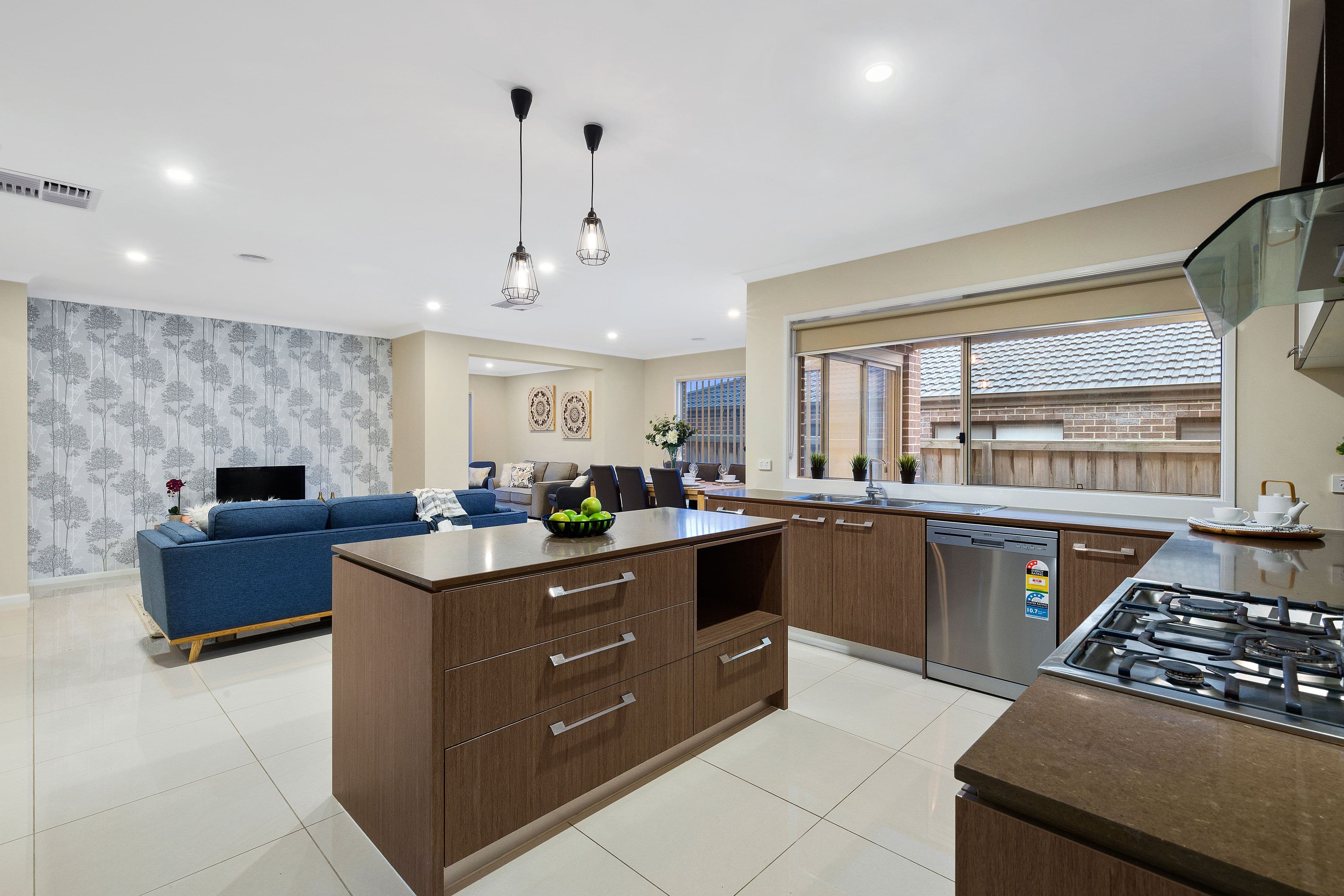 4 Renishaw Drive, Officer VIC 3809, Officer - Thumbnail 5