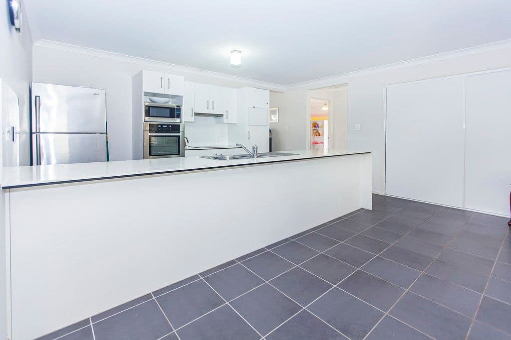18 O'Kelly Court, Collingwood Park QLD 4301, Collingwood Park - Thumbnail 7