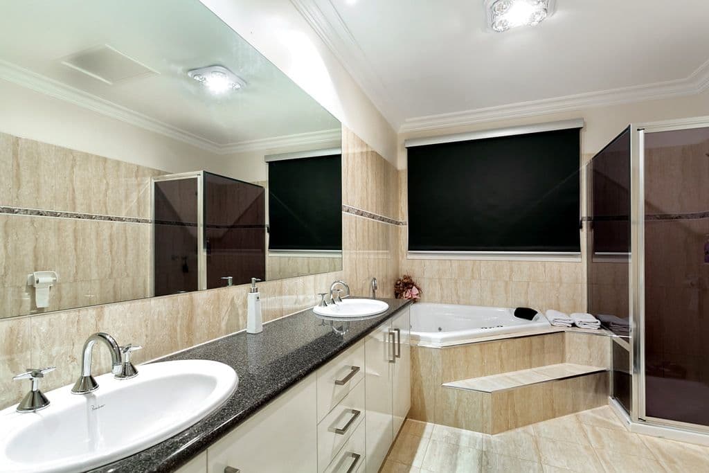 6 Minvi Terrace, CAIRNLEA VIC 3023, Cairnlea - Thumbnail 5