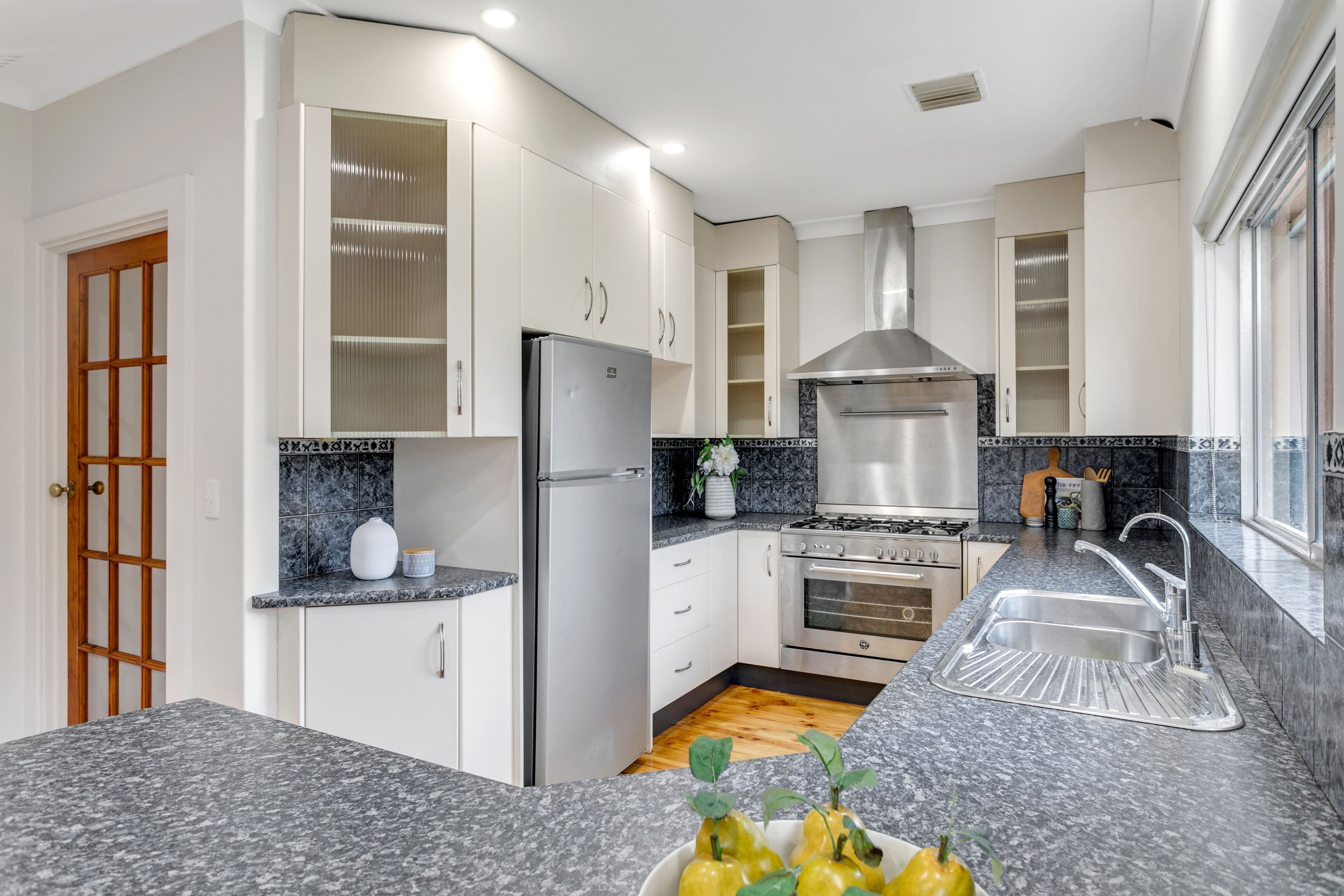 17 Boronia Avenue, Coromandel Valley SA 5051, Coromandel Valley - Thumbnail 4