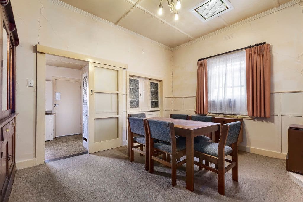 24 Mora Avenue, Oakleigh VIC 3166, Oakleigh - Thumbnail 3