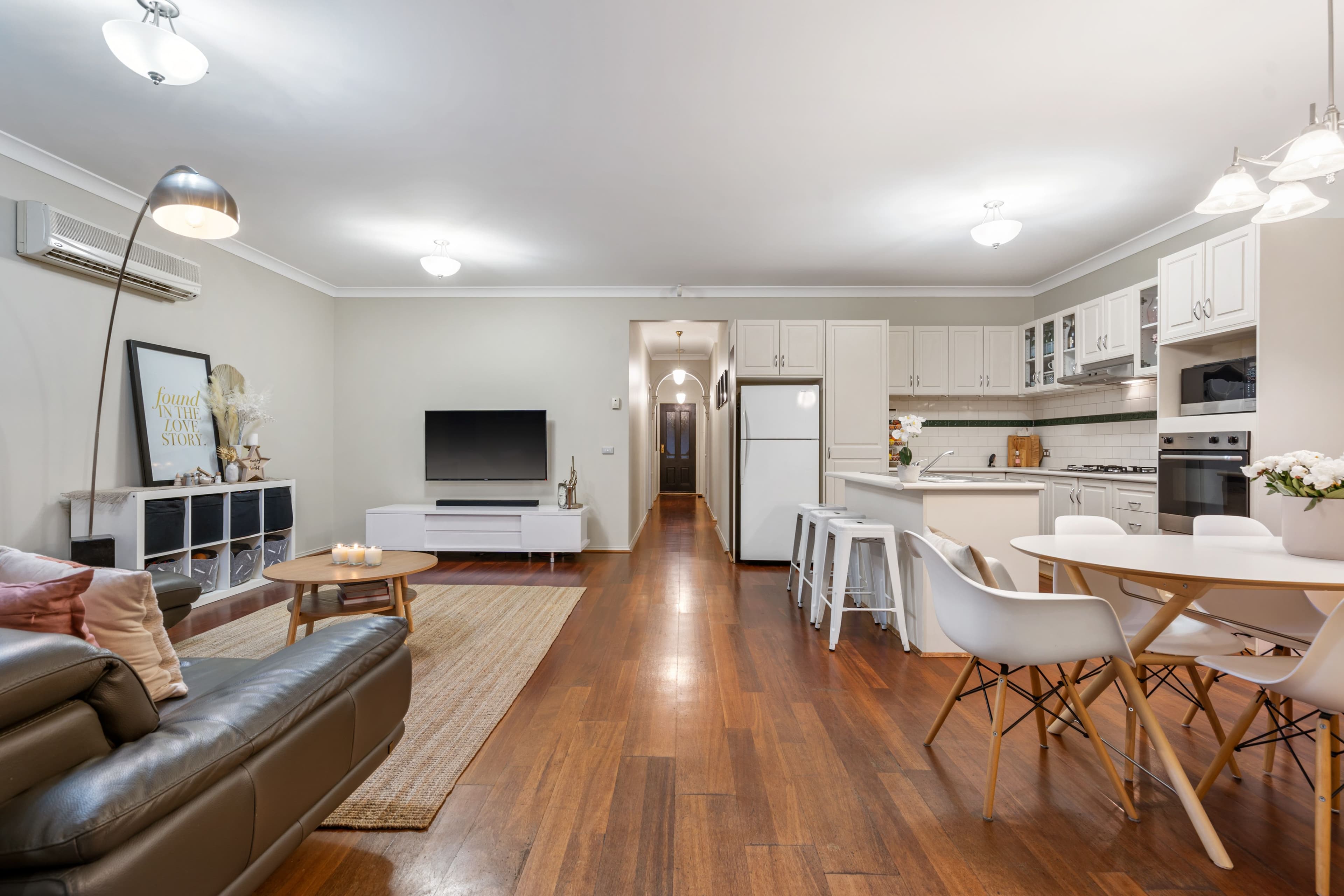 13 Barlow Close, Caroline Springs VIC 3023, Caroline Springs - Thumbnail 2