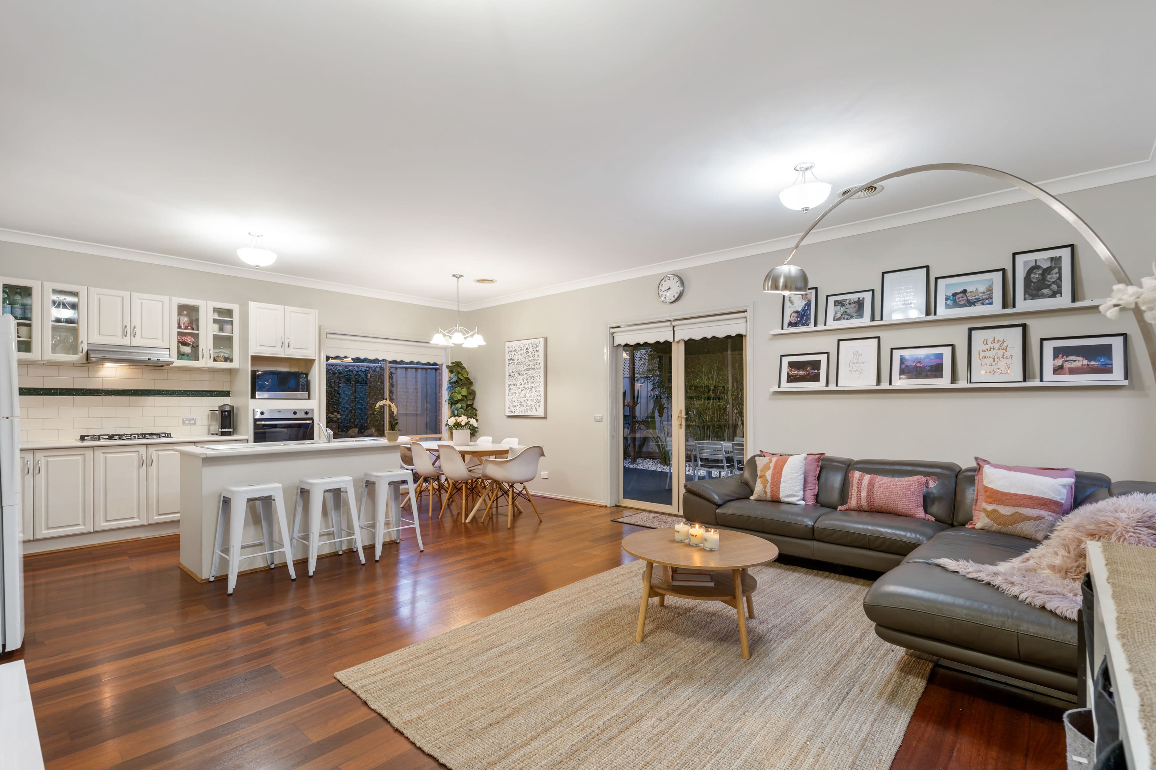 13 Barlow Close, Caroline Springs VIC 3023, Caroline Springs - Thumbnail 5