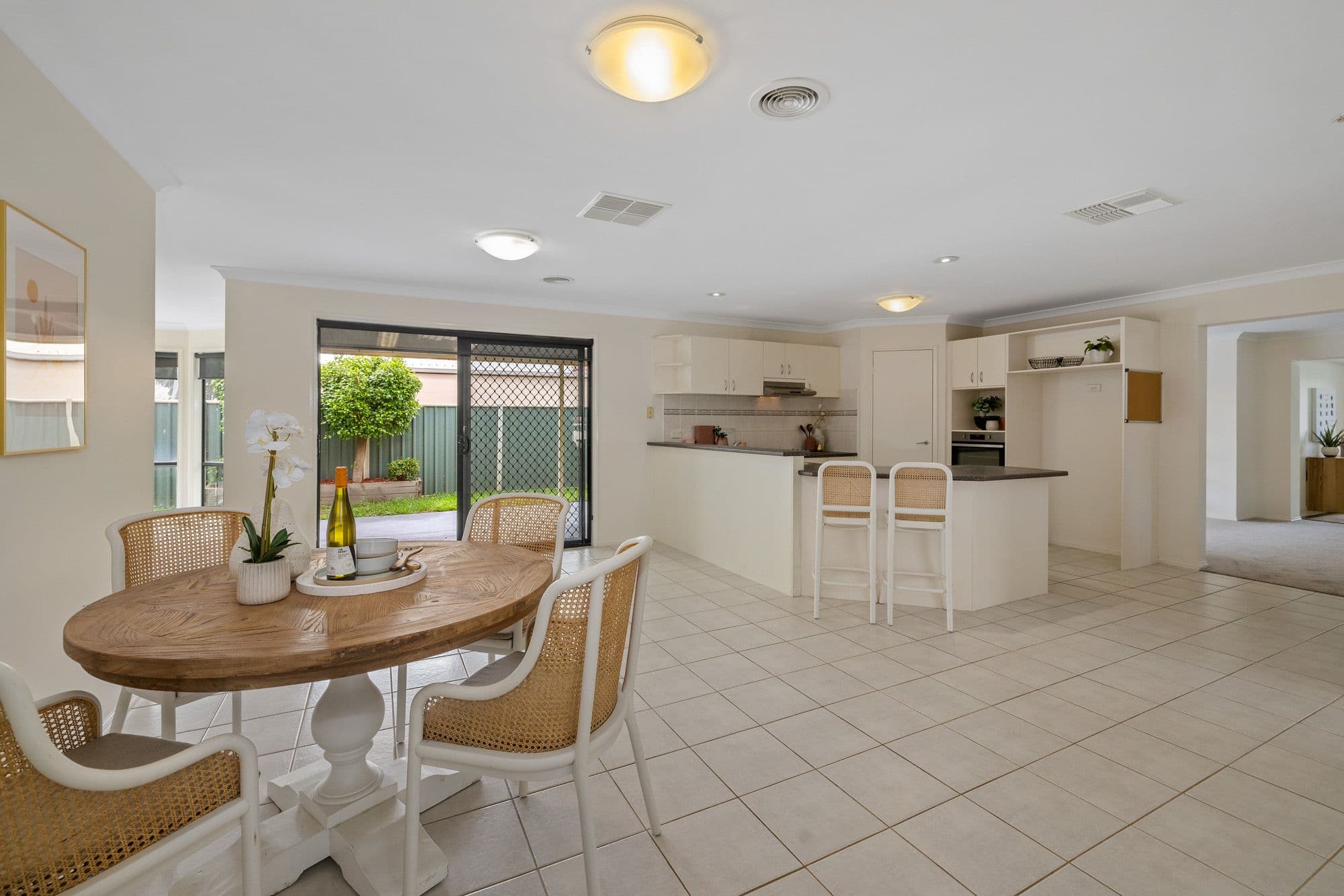 11 Chesterfield Drive, Wyndham Vale VIC 3024, Wyndham Vale - Thumbnail 5
