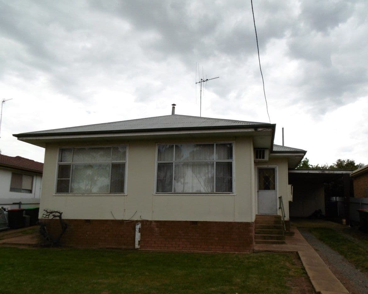 104 Mitchell Street, Parkes - Image 1
