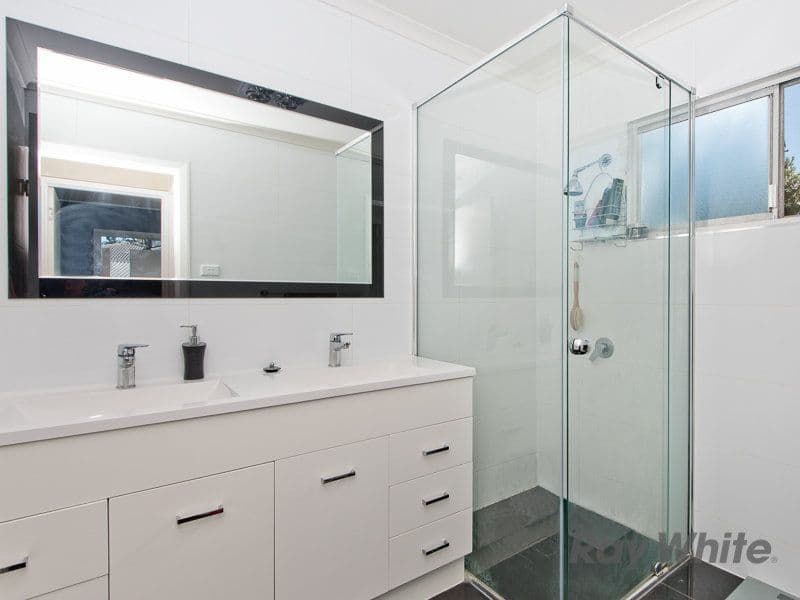 4 Hanlon Road, Petrie QLD 4502, Petrie - Thumbnail 7