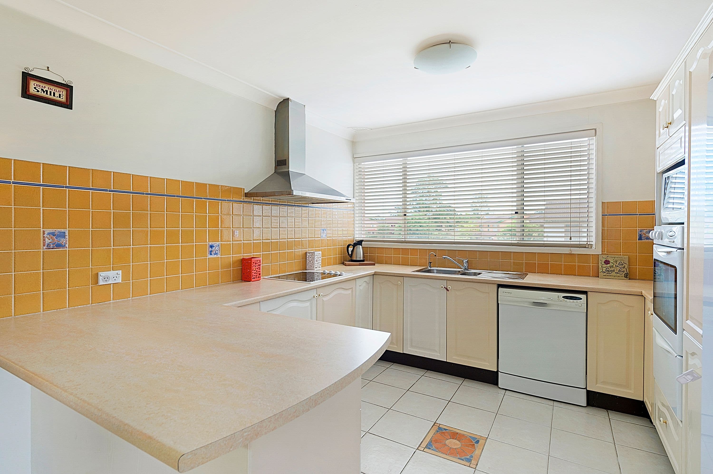 19 Reiby Place, McGraths Hill - Thumbnail 5