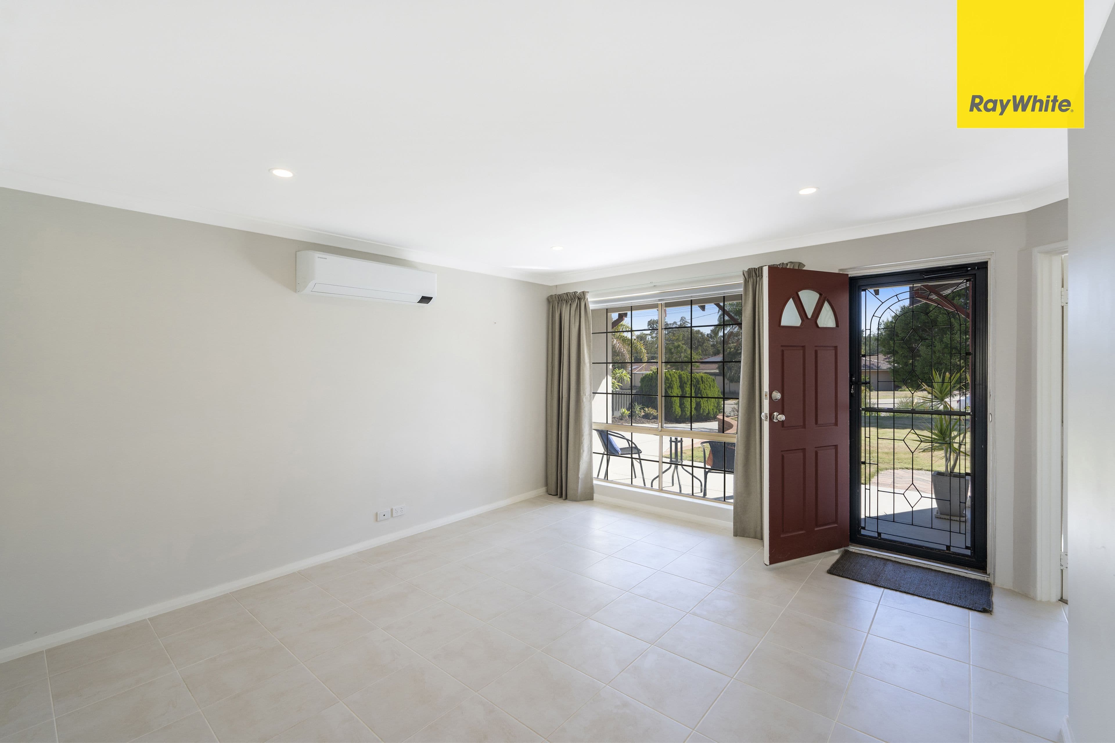 83 Natham Square, Swan View WA 6056, Swan View - Thumbnail 3