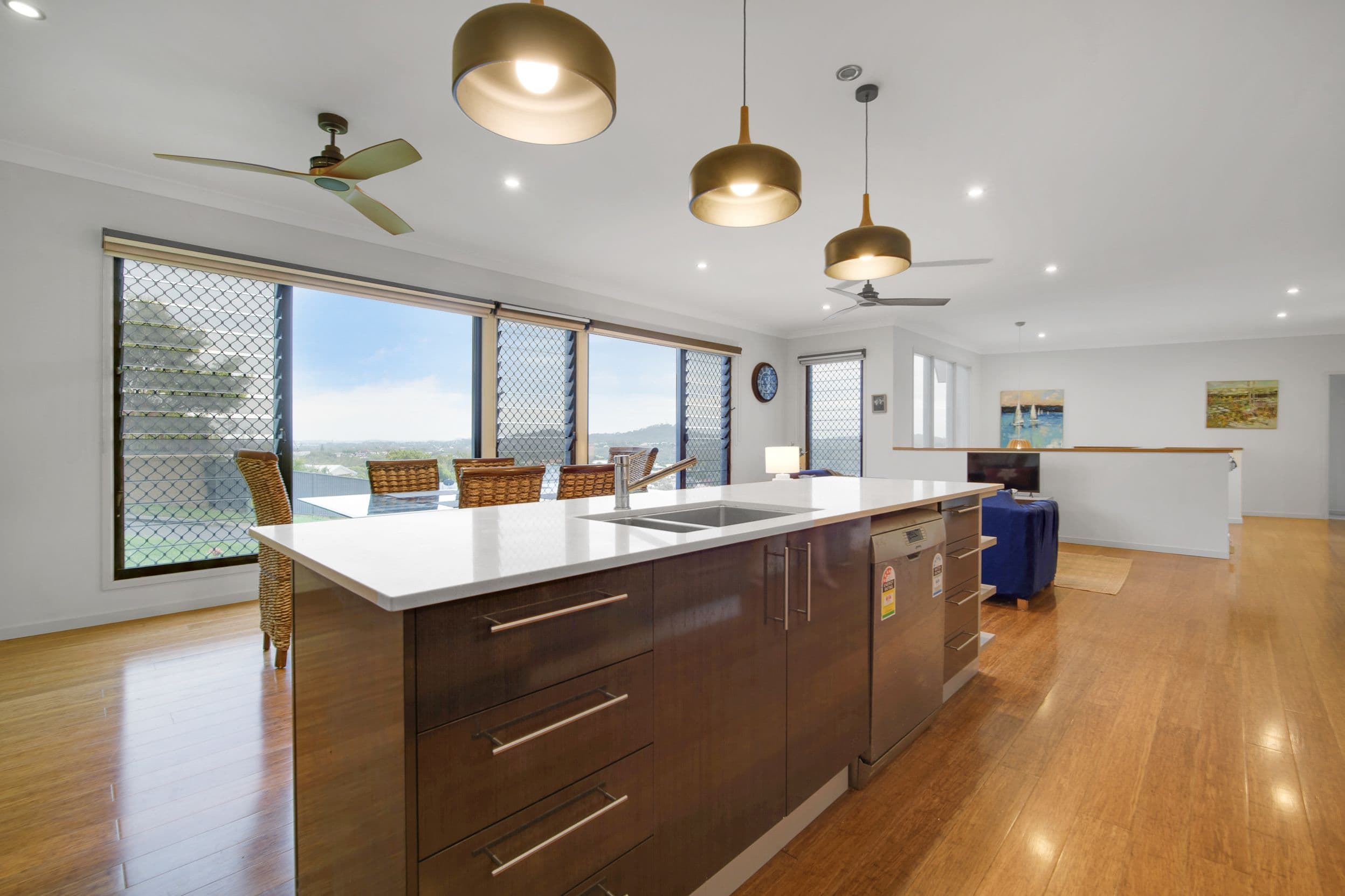 5 Eucalyptus Place, Kirkwood QLD 4680, Kirkwood - Thumbnail 2