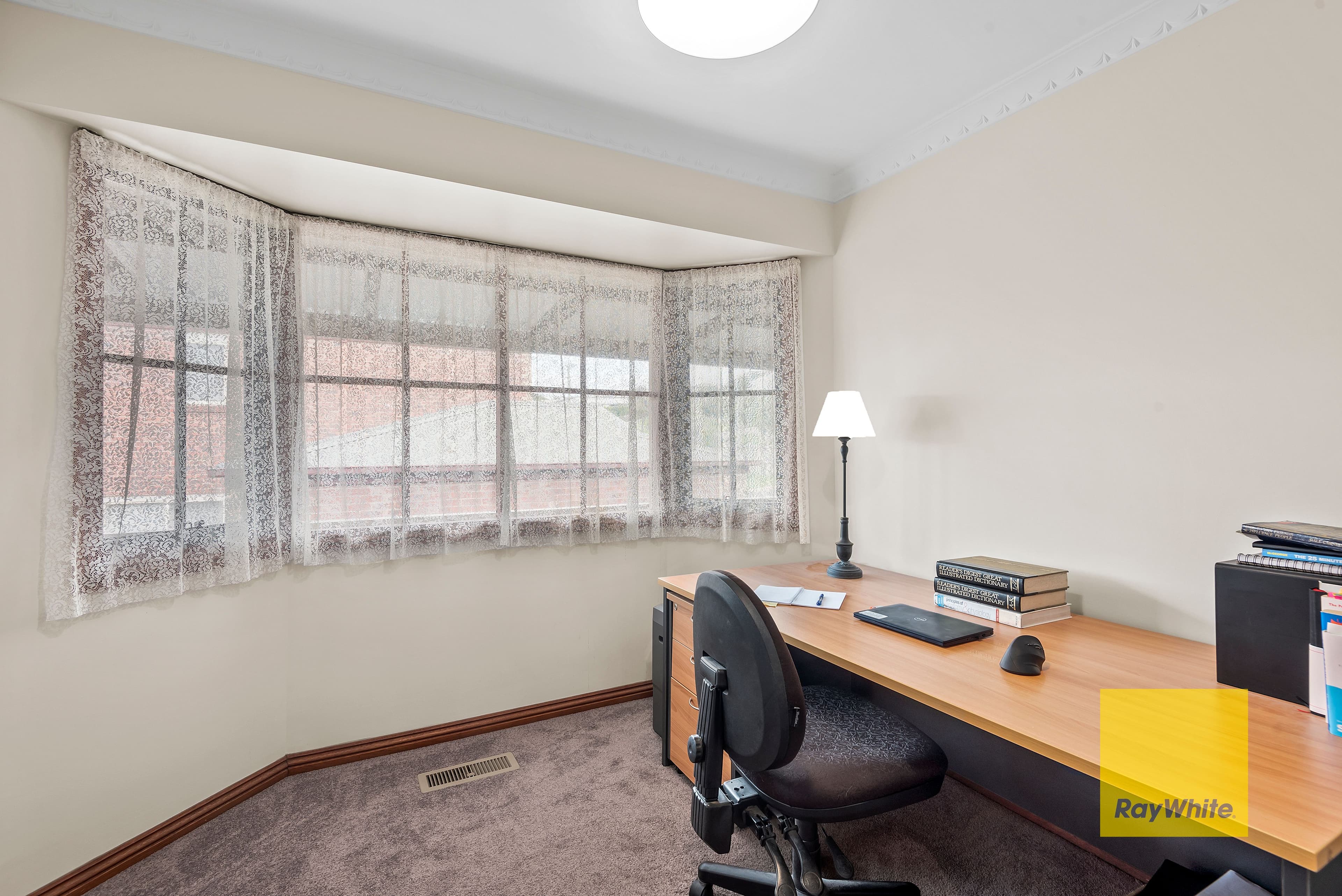 10 Lansbury Crescent, Highton VIC 3216, Highton - Thumbnail 6