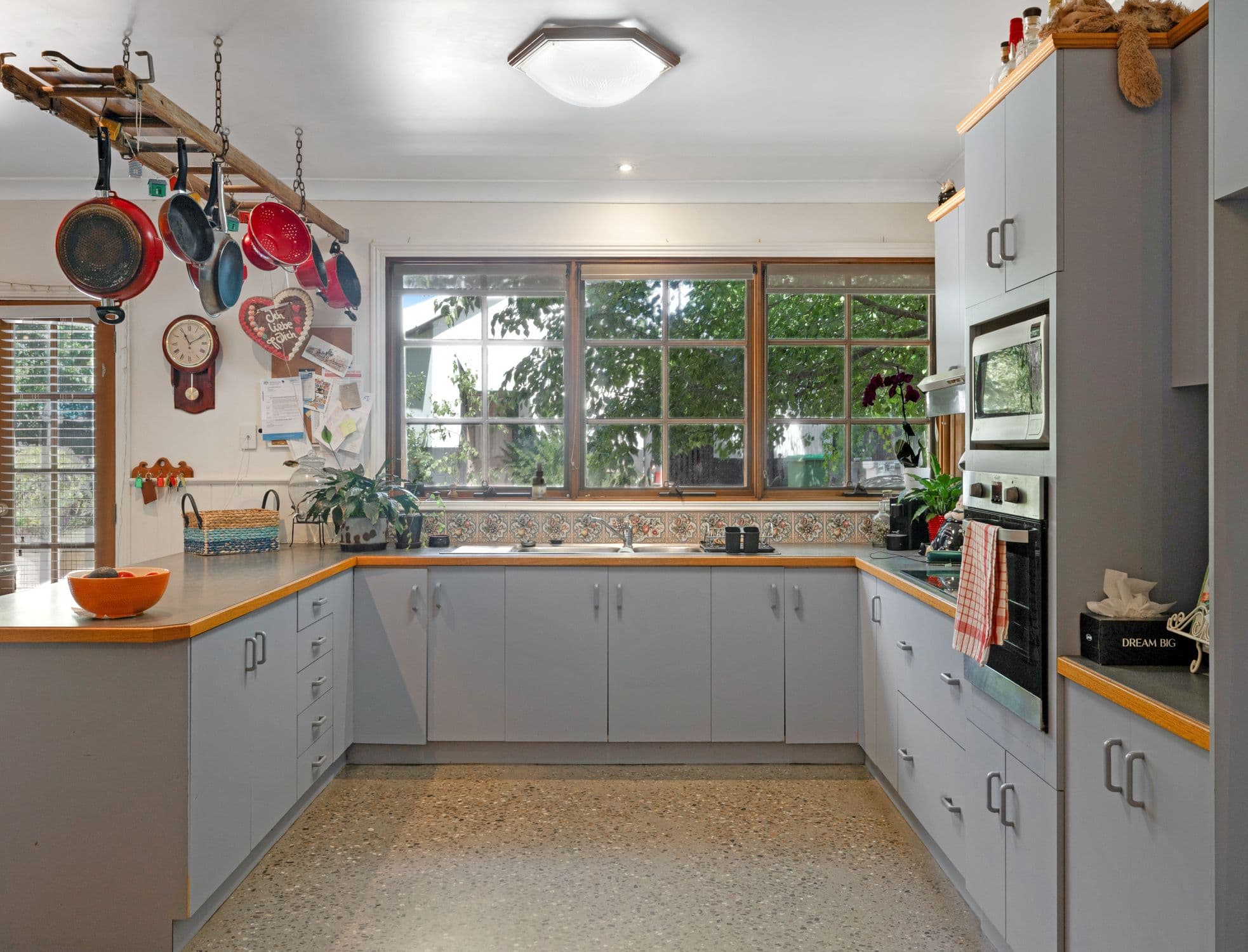 9 Fortune Street, Rutherglen VIC 3685, Rutherglen - Thumbnail 2