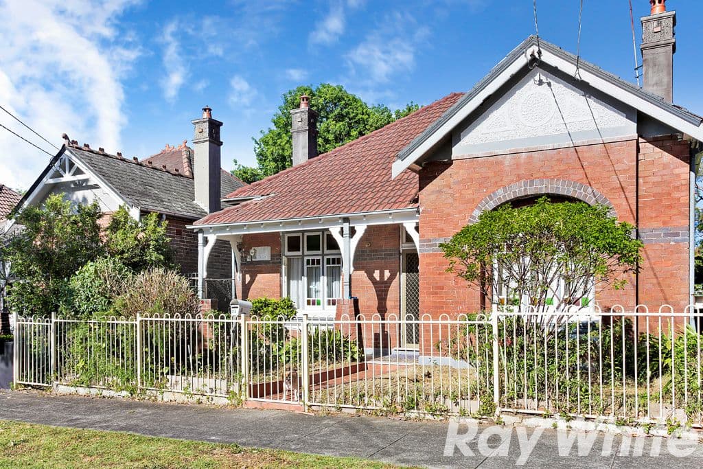 39 Robin Street, Port Noarlunga South - Image 1