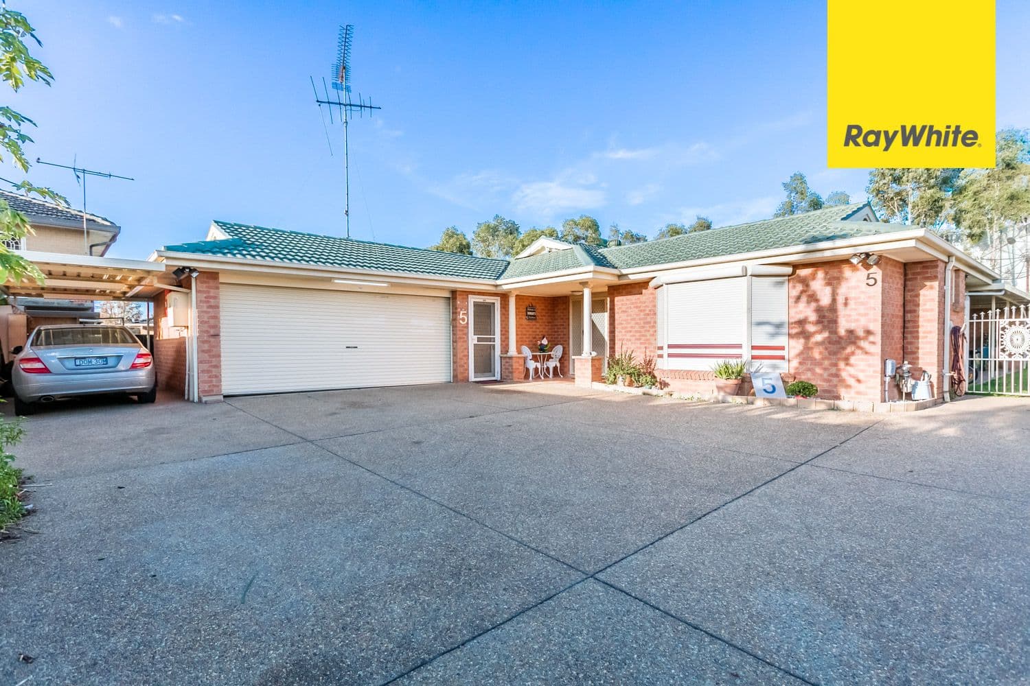 5 Ridgeview Place, Oakhurst - Image 1